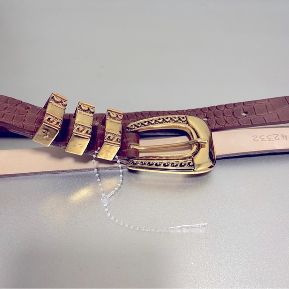 NWOT Streets Ahead The Fay Belt In Cognac & Gold Hardware - Size M - Picture 6 of 12